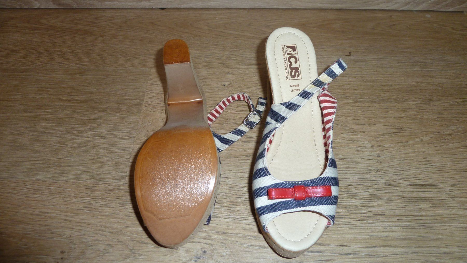 Chaussures femmes: Pumps Schuhe Grosse 39 Kork Leder Stoff – Neuf (Voir description) à Siebnen par GluckPilz5684 1