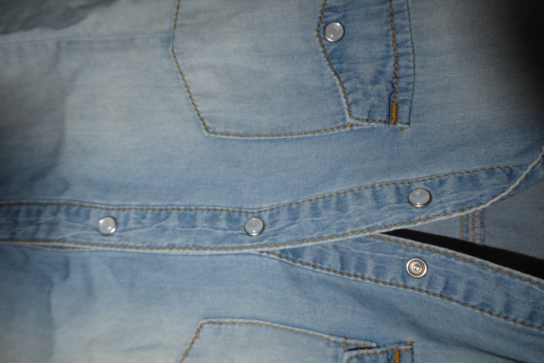 Camicette: Lässige Jeans Bluse Gr XS – Usato da Sargans venduto da Benziner 4