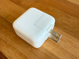 Original Apple 12W USB Power Adapter (US Version)