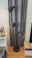 IKEA HEKTAR Standleuchte mit 3 Spots – dunkelgrau