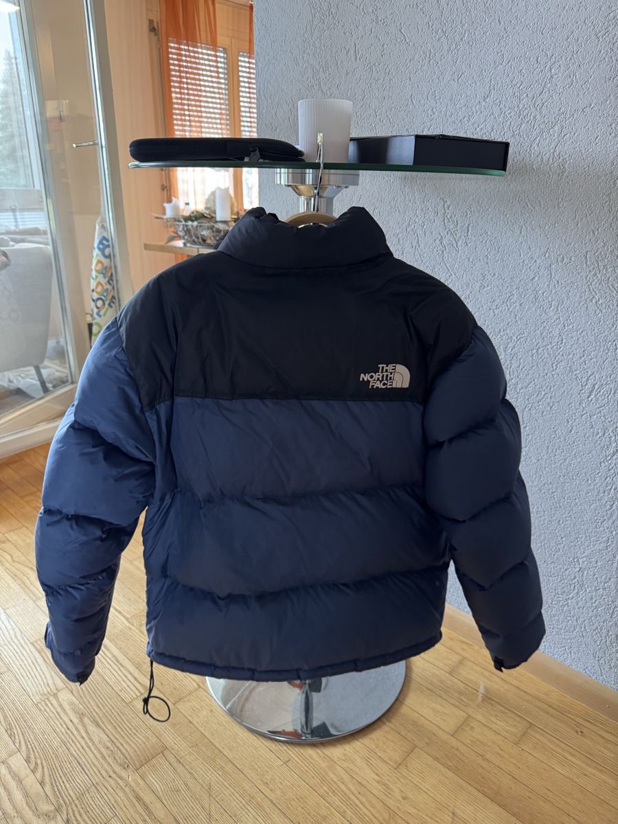 North Face Giacche: The North Face Nuptse 700 Daunenjacke – Usato da Binningen venduto da tmasc 1