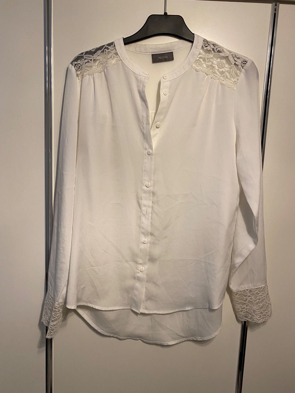 C&A Camicette: Damen Bluse von Yessica gr.36 – Usato da Pfungen venduto da Sheki56