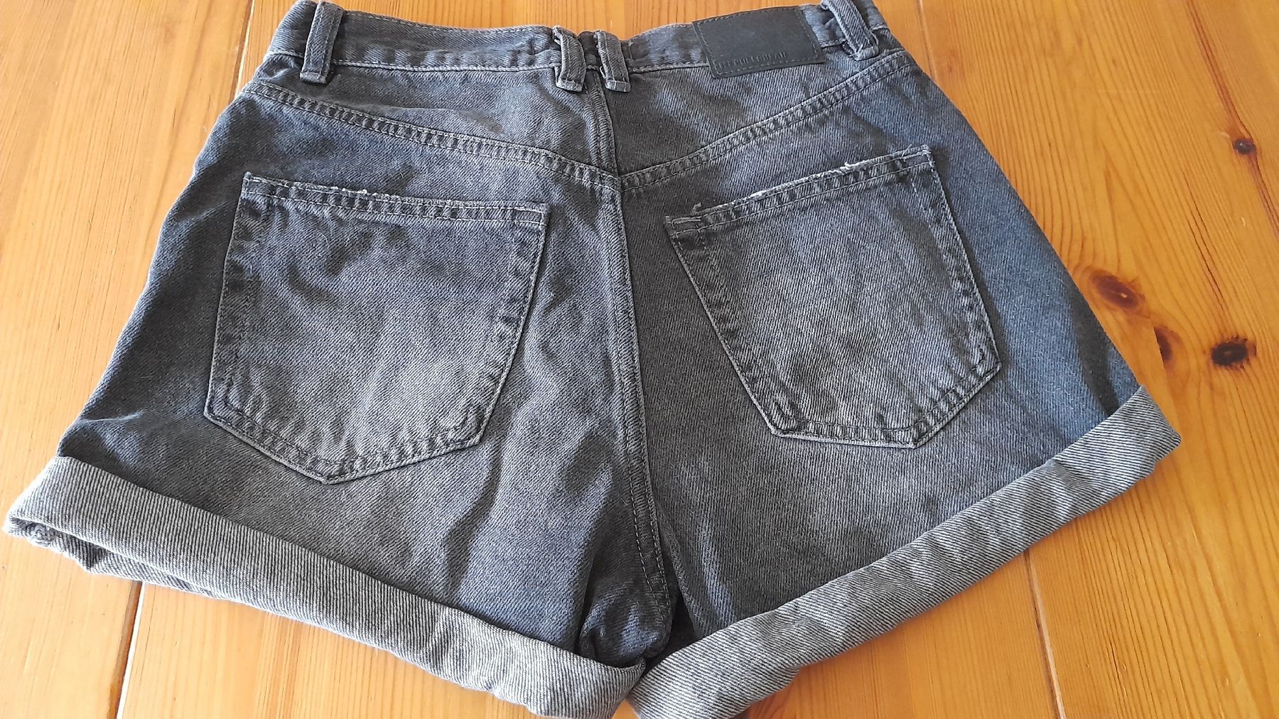 Pull&Bear Pantaloni: Shorts gr. 34,  Pull&Bear – Usato da Nesslau venduto da Churfirsten08 1