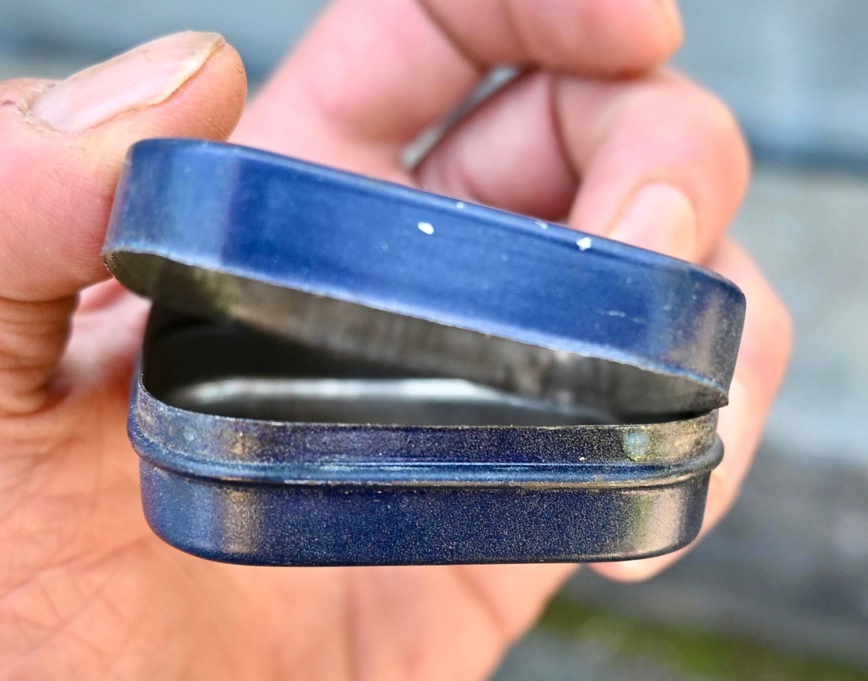 Barattoli: alte Farbbanddose Karger Basel Marktgasse 3 blechdose – Usato da Pfaffhausen venduto da mono_rec 5