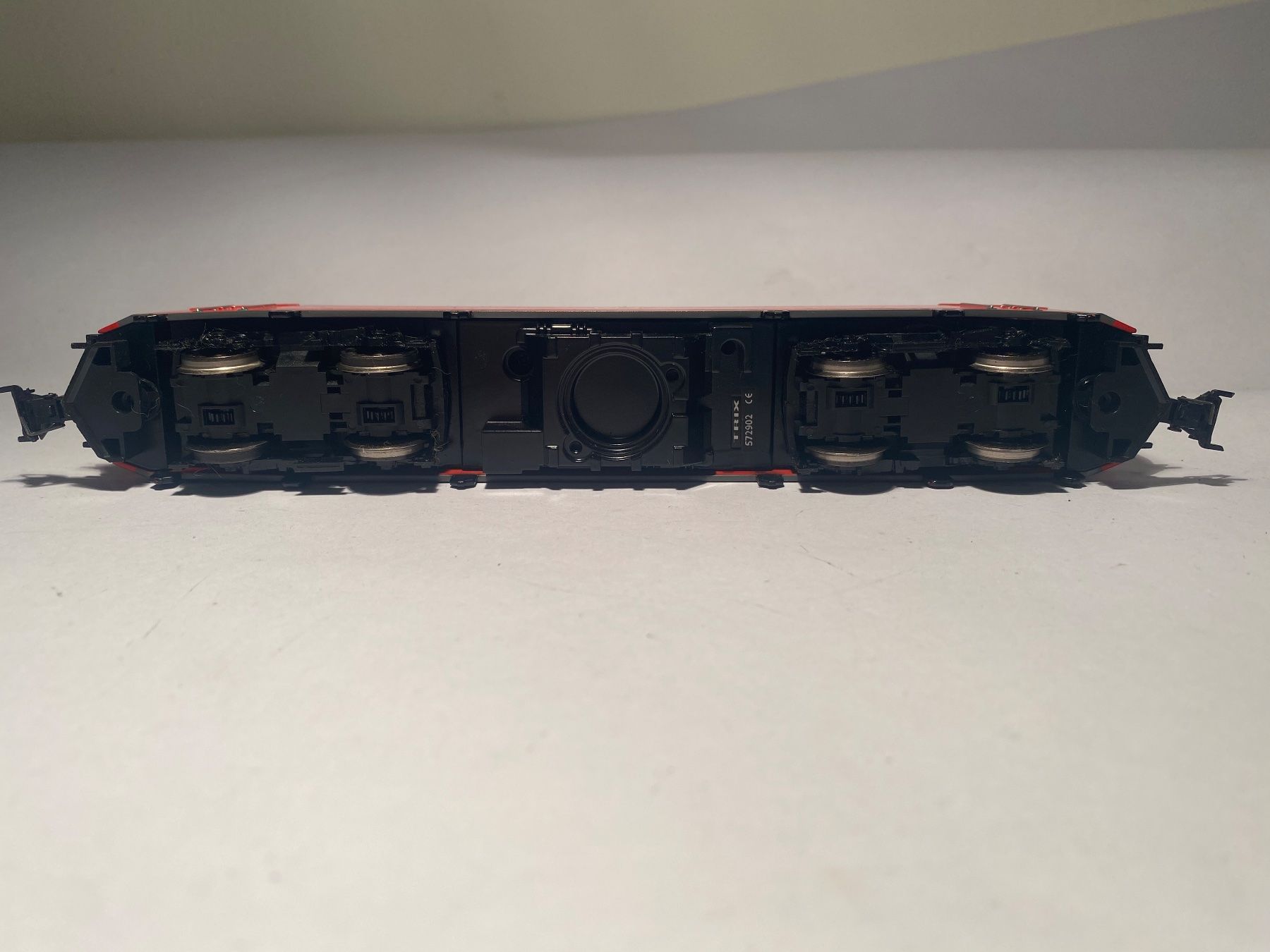 Trix Modellini di ferrovie: Trix E-Lok BR146 DB rot 146 107-8, DC Digital – Usato da Buchrain venduto da Modellbahn11 5