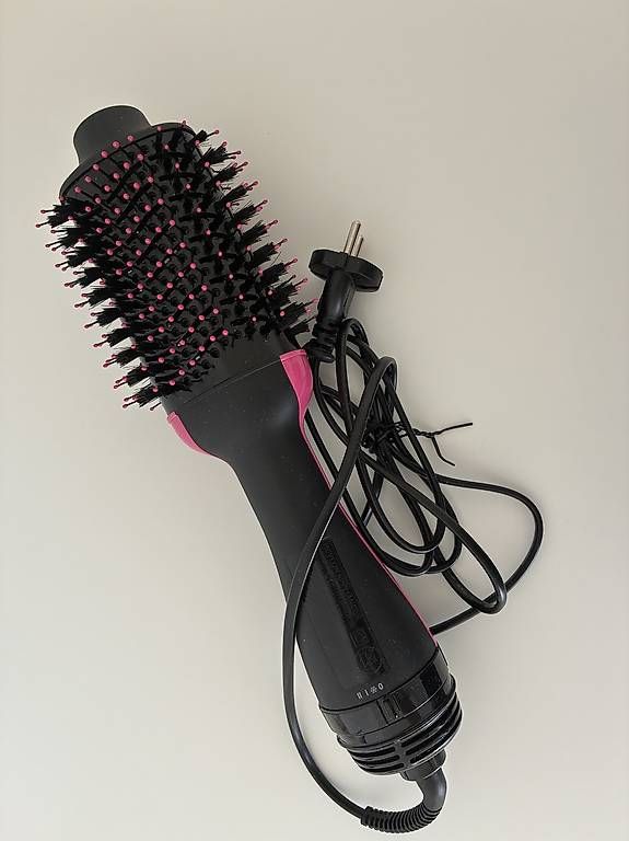 Altro per la cura dei capelli: Brosse Revlon Air Chaud – Nuovo (secondo la descrizione) da Petit-Lancy venduto da chlocielo