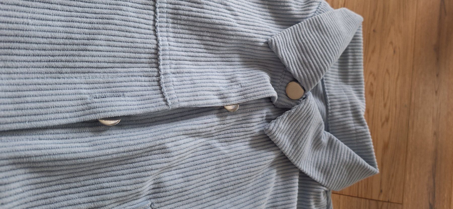 Blusen: Hemdbluse hellblau Grösse S gerippt neu – Neu und originalverpackt aus Killwangen von natszp 1