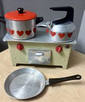 SIGG Kinder / Puppen Kochherd Blech mit Zubehör gebraucht