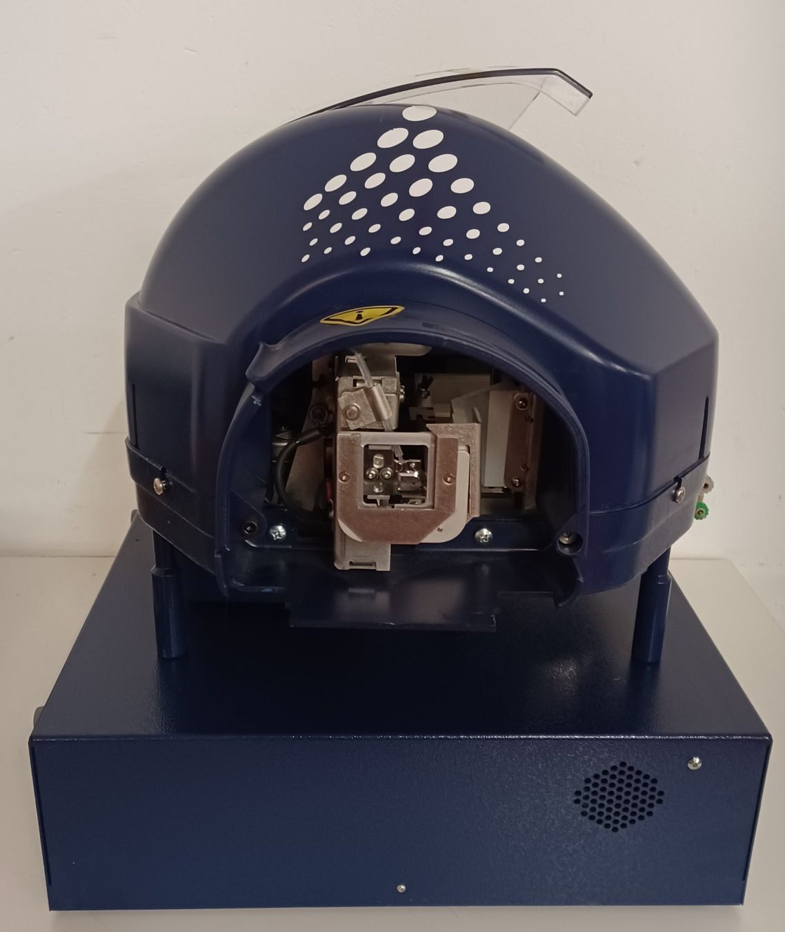 Accessori da laboratorio: Advion Triversa Nanomate – Usato da Niederdorf venduto da LeptonAG_Labor 3