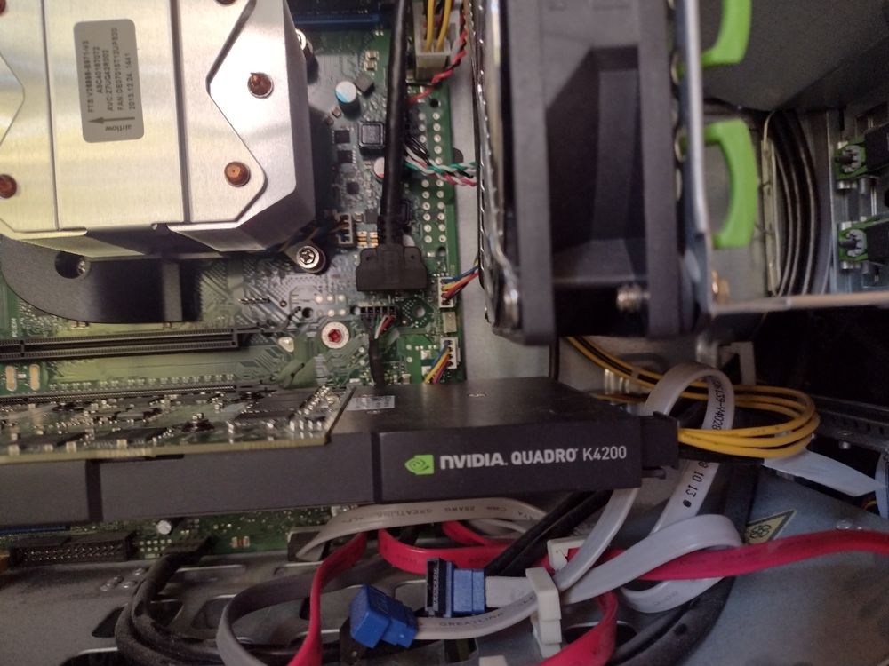 Fujitsu Celsius W530 Power PC Xeon,12GB RAM, Quadro K4200 (Gebraucht ...