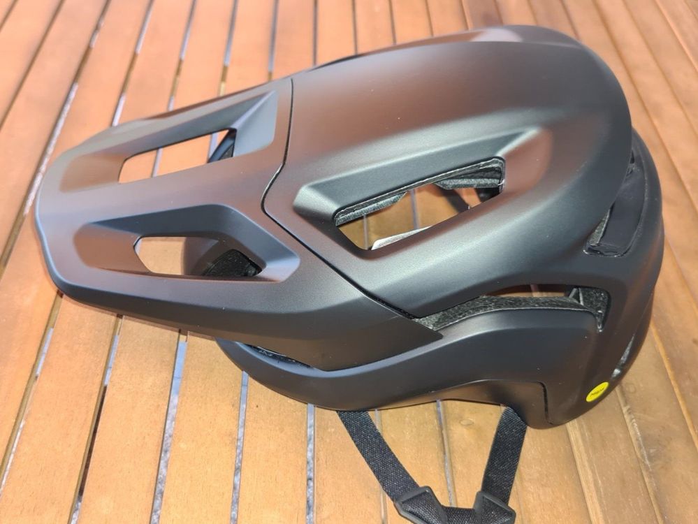Casque VTT Specialized Ambush 2 (Neu und originalverpackt) in Biel — free download