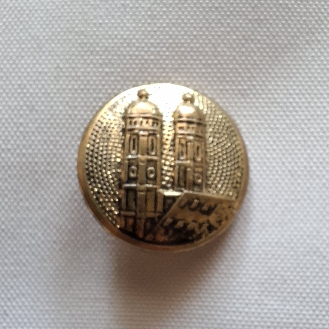 Bottoni: 1 Stück Knopf, 20 mm. – Usato da Dietikon venduto da Hirschkopf