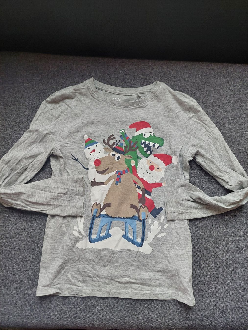 C&A Maglioni & Felpe: C&A Weihnachts-Longshirt / Weihnachtspullover Grösse 128 – Nuovo (secondo la descrizione) da Beckenried venduto da Havacola 1