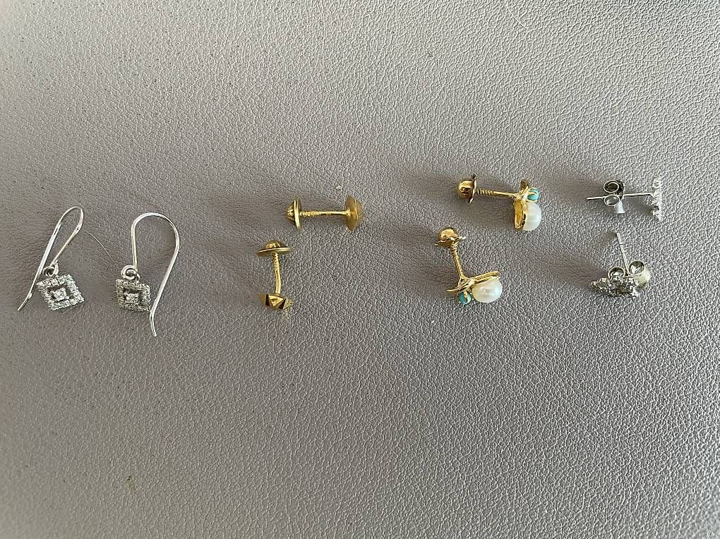 Orecchini pendenti & Orecchini a lobo: 4 Gold Ohrstecker-Paare – Usato da Muttenz venduto da einfach-schoen