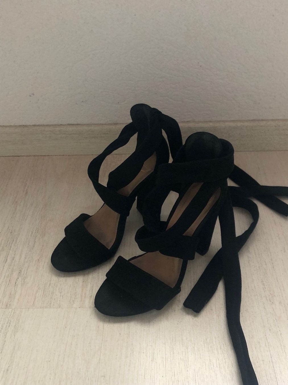 Scarpe da donna: Talons noirs Missguided – Usato da Lausanne venduto da amischle99