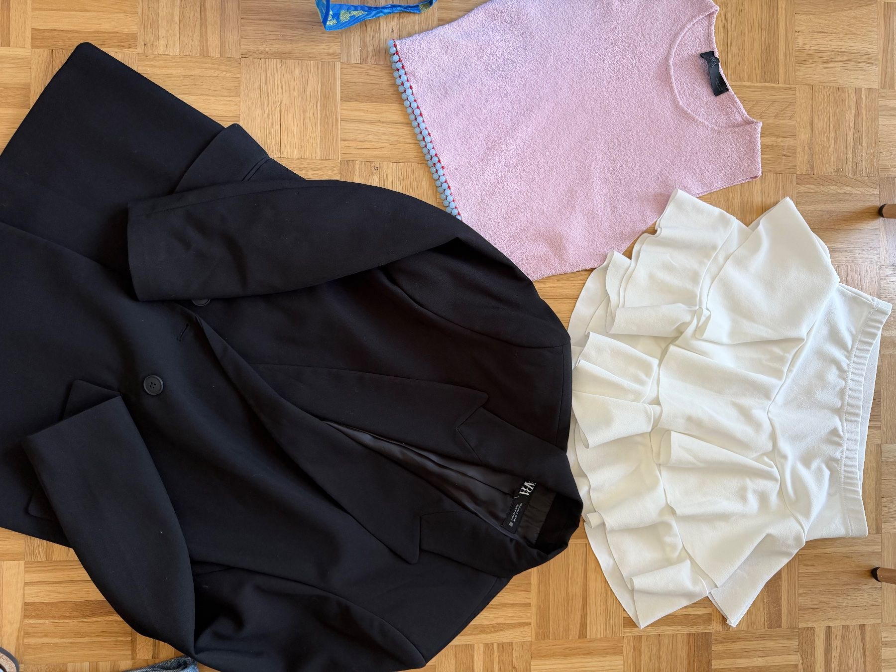 Kleiderpakete: Damen Kleiderpaket – Gebraucht aus Wädenswil von theresa_soph 1