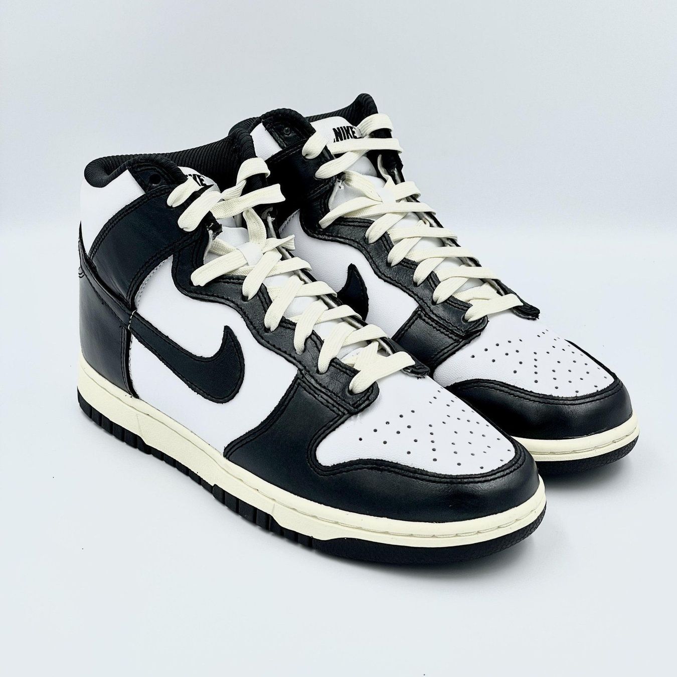 Nike Scarpe da donna: Nike Dunk High Vintage Black EU 38.5 – Nuovo e nell'imballaggio originale da Erlinsbach venduto da sasneakers