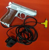 Pistolet Scorpion GunCon pour console