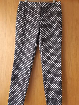 Schöne Hose 36 neuwertig