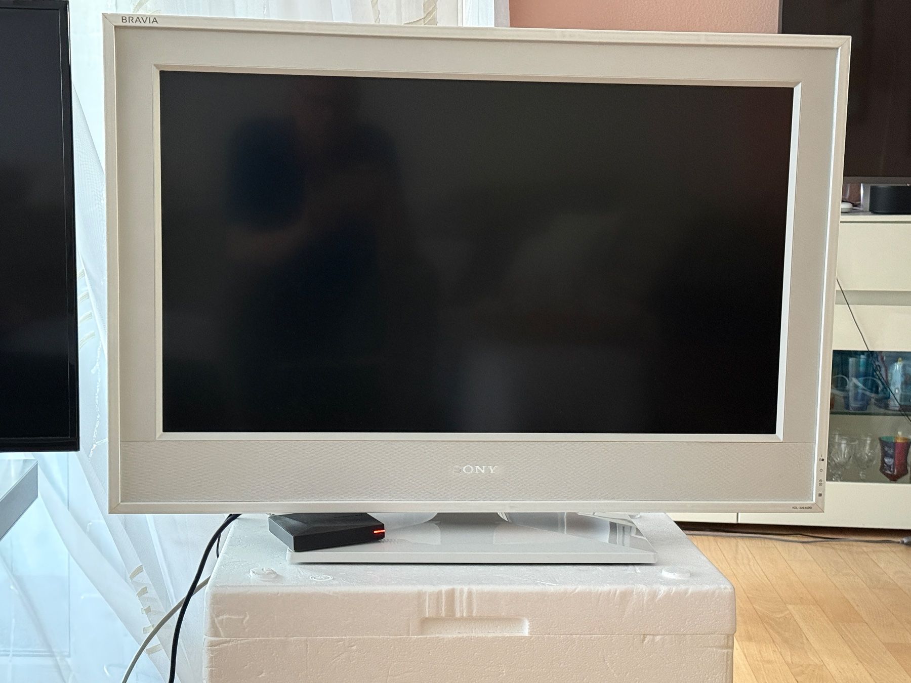 Sony Appareils TV: Sony TV KDL-32E4030 – D'occasion à Wetzikon ZH par DJ-Pipo-Music