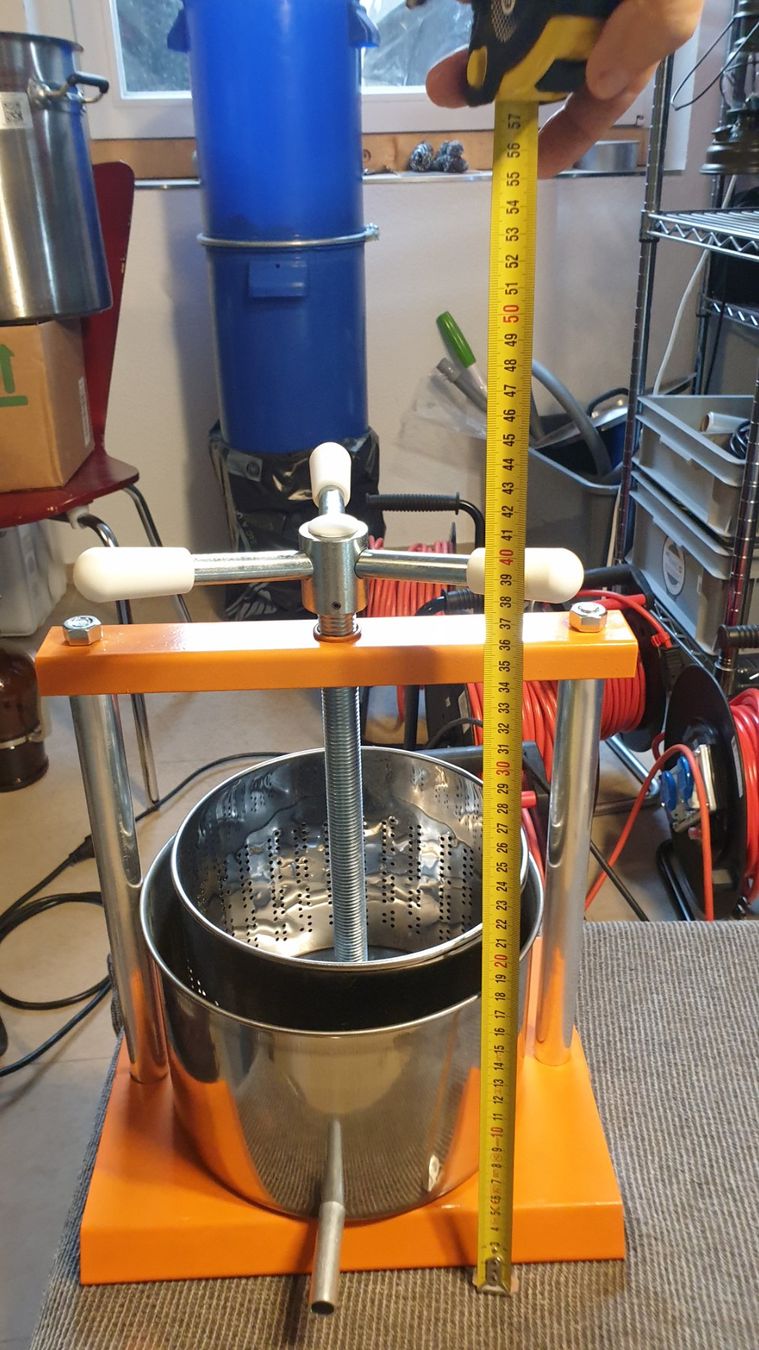 Elettrodomestici da cucina: Fruit Juice Wine Press, Meat, Grease, Vegetable – Usato da Wolfhalden venduto da tmr_gt5k 1