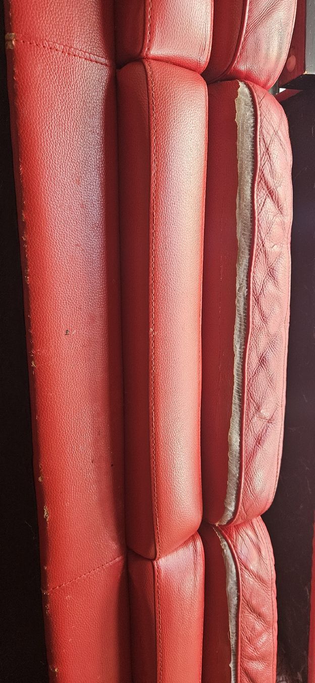 Divani: gratis 3-teiliges Ledersofa rot – Usato da Thun venduto da asi_7lzh 5