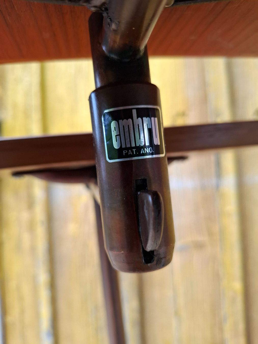 Embru Tavoli: UNIKAT Teak Embru Caruelle Tisch – Usato da Haslen AI venduto da Vintagelix 5