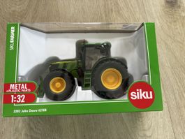 Siku John Deere 6210R Traktor (neu)