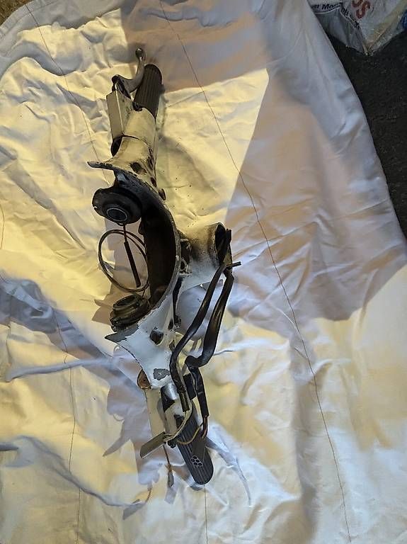 Tutti pezzi di ricambio per scooter: Lenkkopf Vespa PX – Usato da Zürich venduto da sani77 1