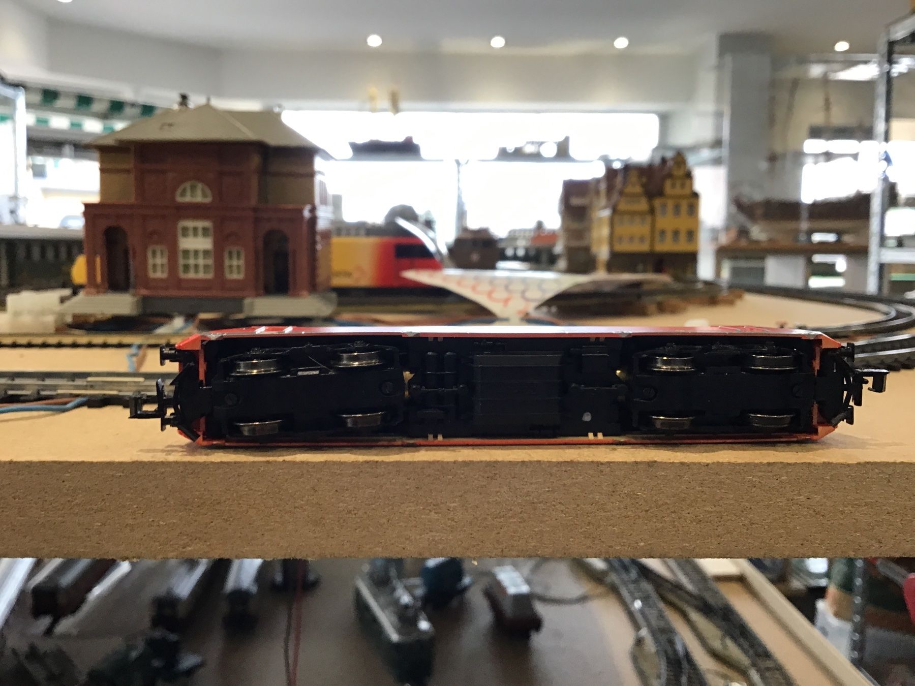 Roco Modellini di ferrovie: ROCO DB BR 101, SPUR N – Usato da Männedorf venduto da Modell-Spezialisten 4