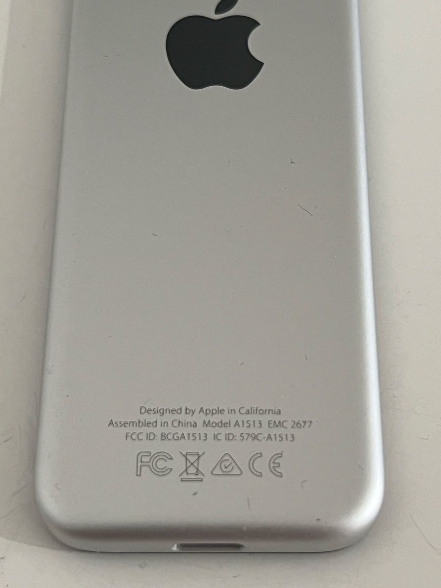 Apple Télécommandes:  télécommande Apple TV Siri (4e génération) – D'occasion à Petit-Lancy par Hpk_tbk 3