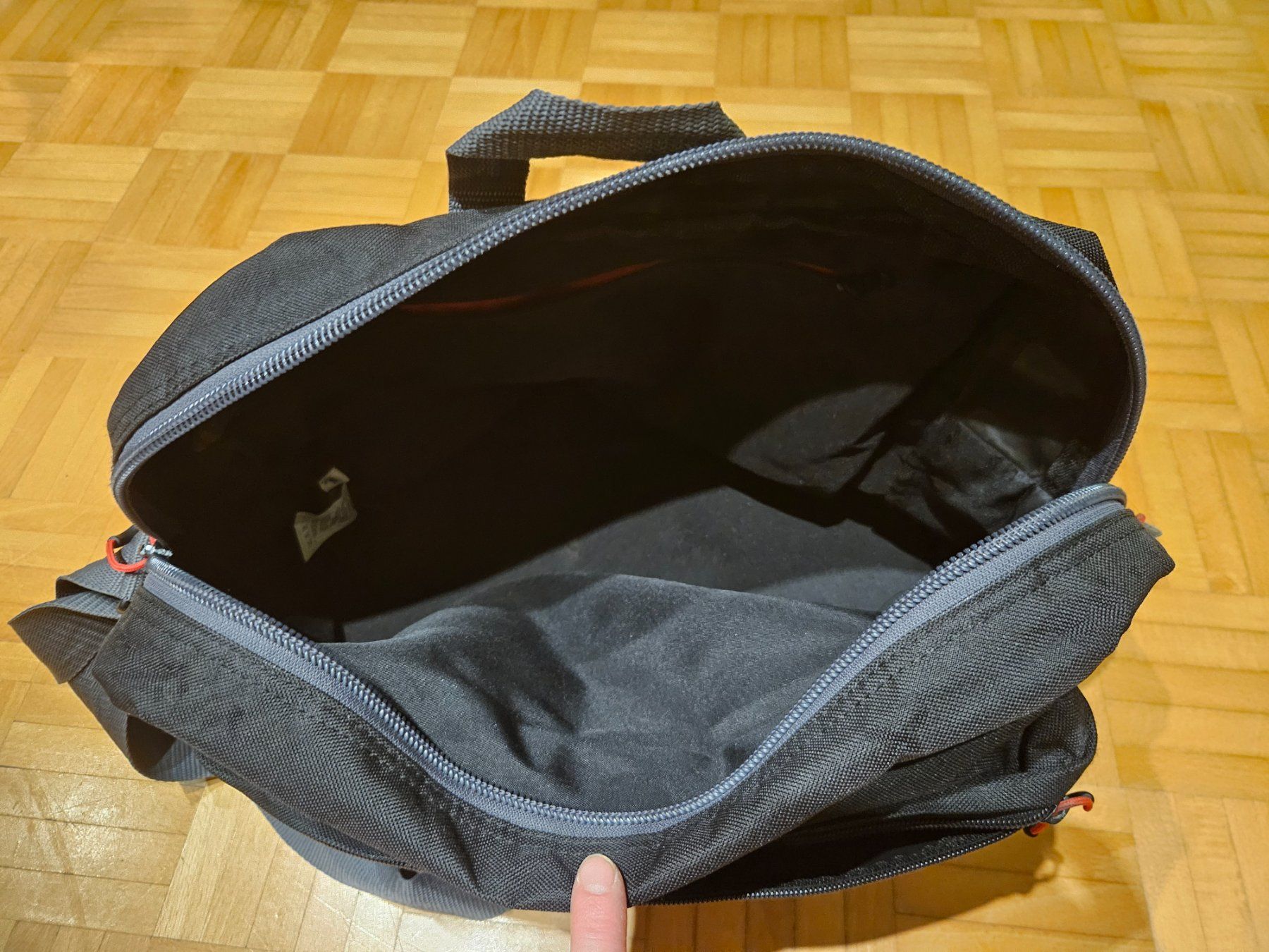 Puma Taschen: Puma Sporttasche – Gebraucht aus Adliswil von jen_w6qm 1