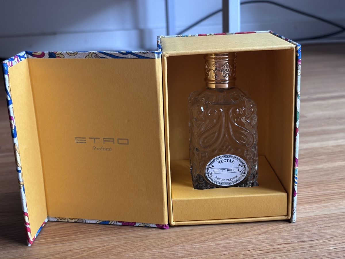 Etro Parfums & Eau de Toilette: Parfum Etro Nectar Eau de Parfum 100ml mit Originalbox – D'occasion à Zürich par Thetimtam 1