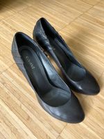 Schwarze Leder Pumps, Grösse 39