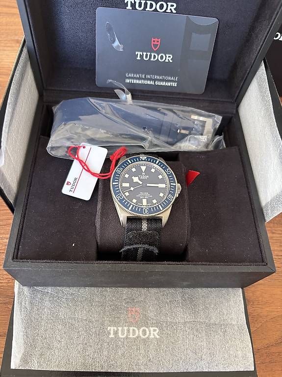 Tudor Orologi: Tudor FXD MN 23 / LIKE NEW – Usato da Zürich venduto da Quesnay