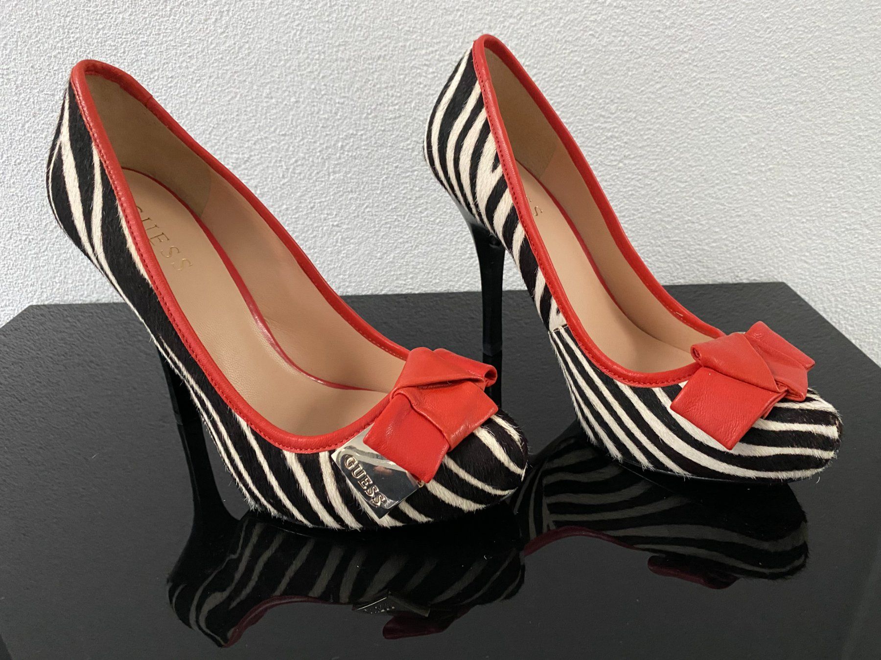 Guess Scarpe da donna: Guess Schuhe (neuwertig) – Usato da Wettingen venduto da gab_h257