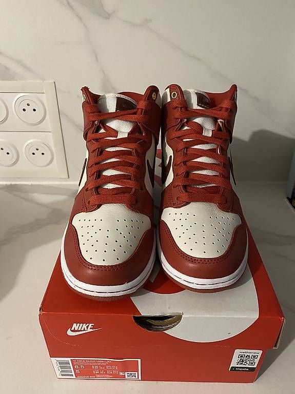 Scarpe da uomo: Nike Dunk High LXX Cinnabar 37,5 – Usato da Genève venduto da Juice_K 1