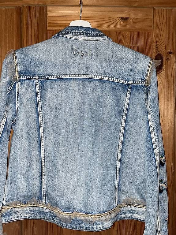 Giacche: Desigual Jeansjacke – Usato da Nunningen venduto da el_vcv9 2