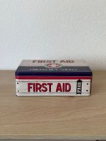 Erste-Hilfe Blechdose "First Aid Emergency Supply"