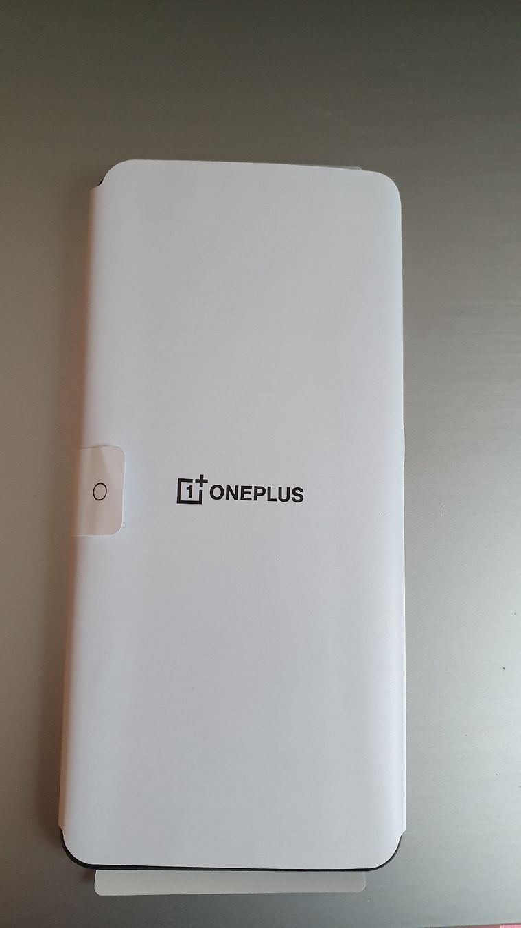 OnePlus Portables: Handy One Plus, ganz neu – Neuf (Voir description) à Basel par and_xs78