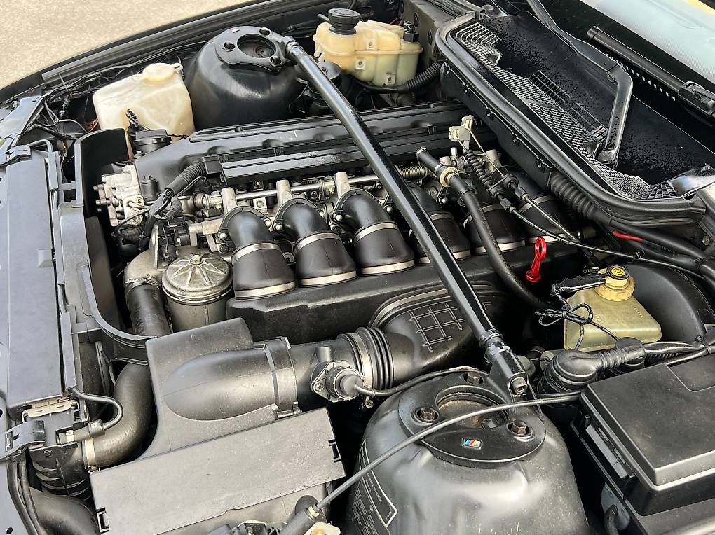 Automobili: BMW E36 M3 Cabrio – Usato da Alpnach Dorf venduto da inf_56t7 8