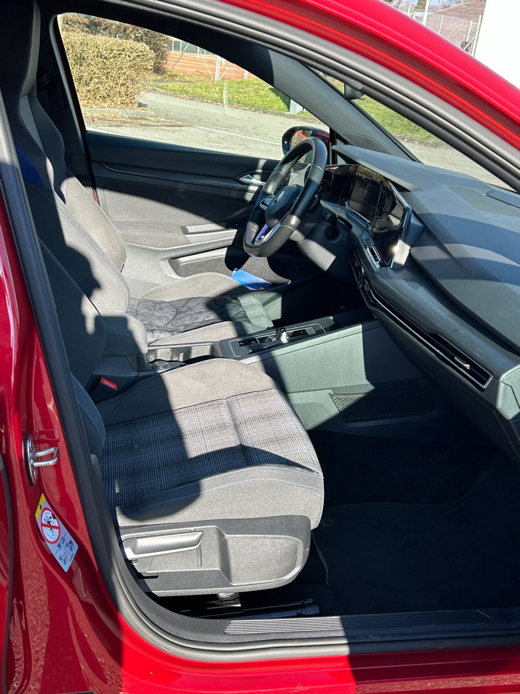VW Autos: VW GOLF GTE HYBRID – Gebraucht aus Zofingen von Edelweiss-77 4
