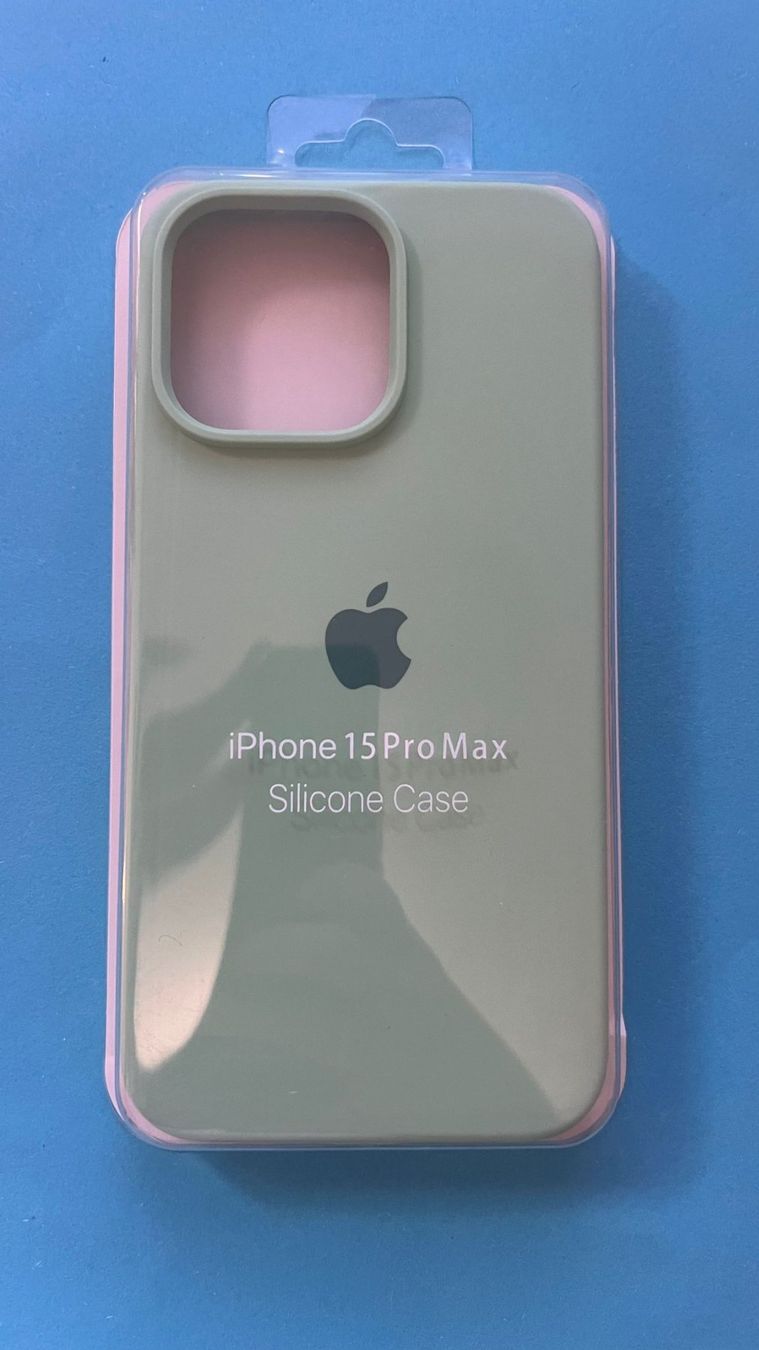 Cover & Protezioni schermo: Coque iPhone 15 Pro Max\ iPhone 15 Pro Max Hülle – Nuovo e nell'imballaggio originale da St-Cergue venduto da vpr_7v8g