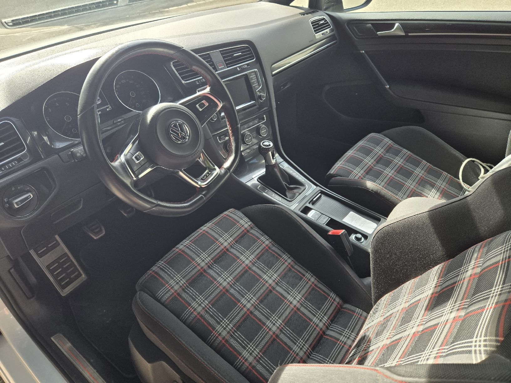 VW Autos: VW Golf GTI 7 – Gebraucht aus Zürich von EuleCH 4