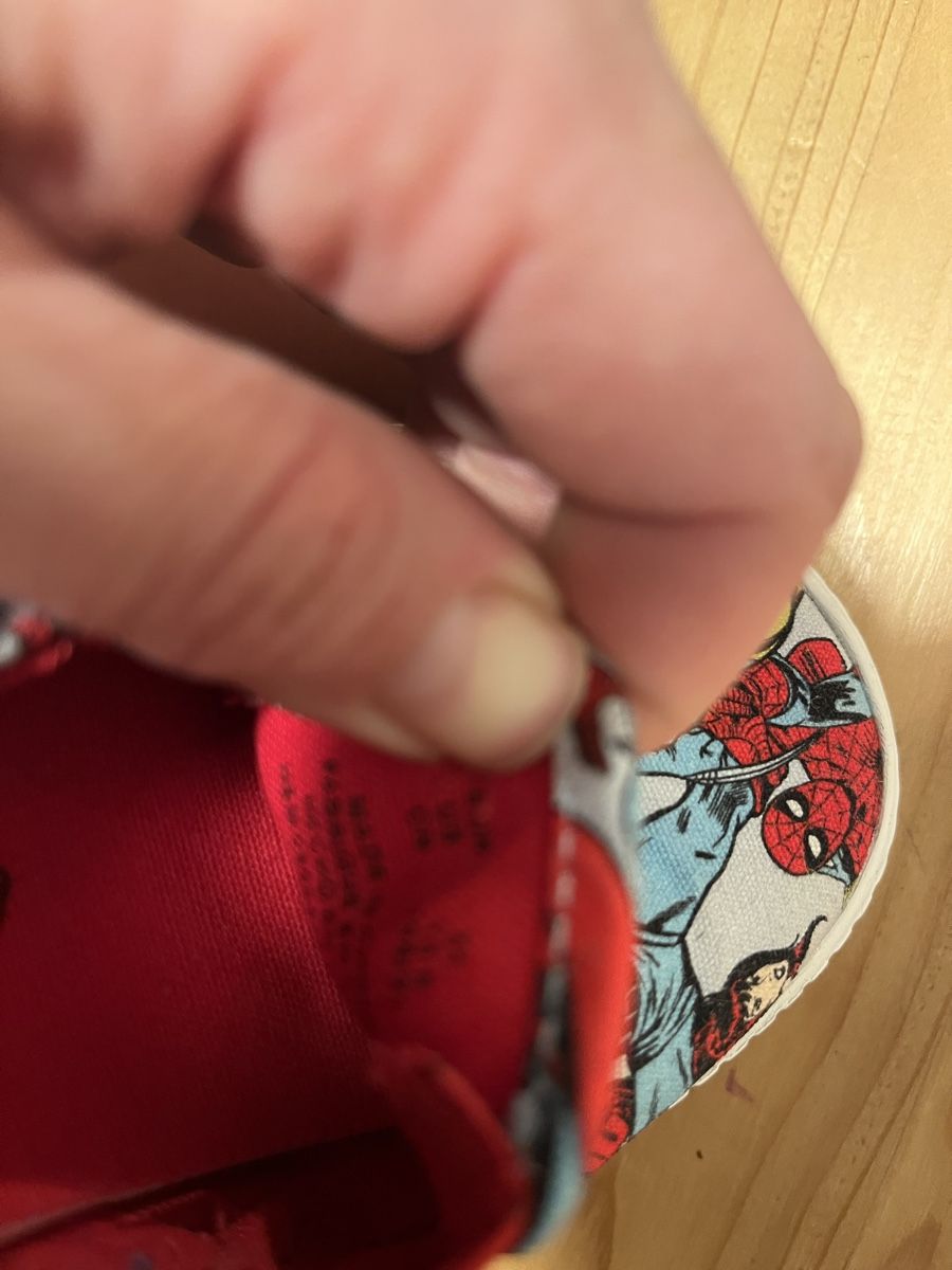 Scarpe per ragazzi: Sneakers Gr. 31 Marvel – Nuovo (secondo la descrizione) da Adelboden venduto da Jestil20 2