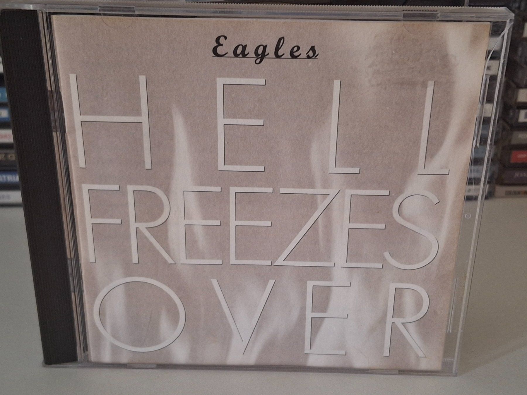 CDs: CD Eagles - Hell Freezes Over – D'occasion à Aarberg par Jackup1