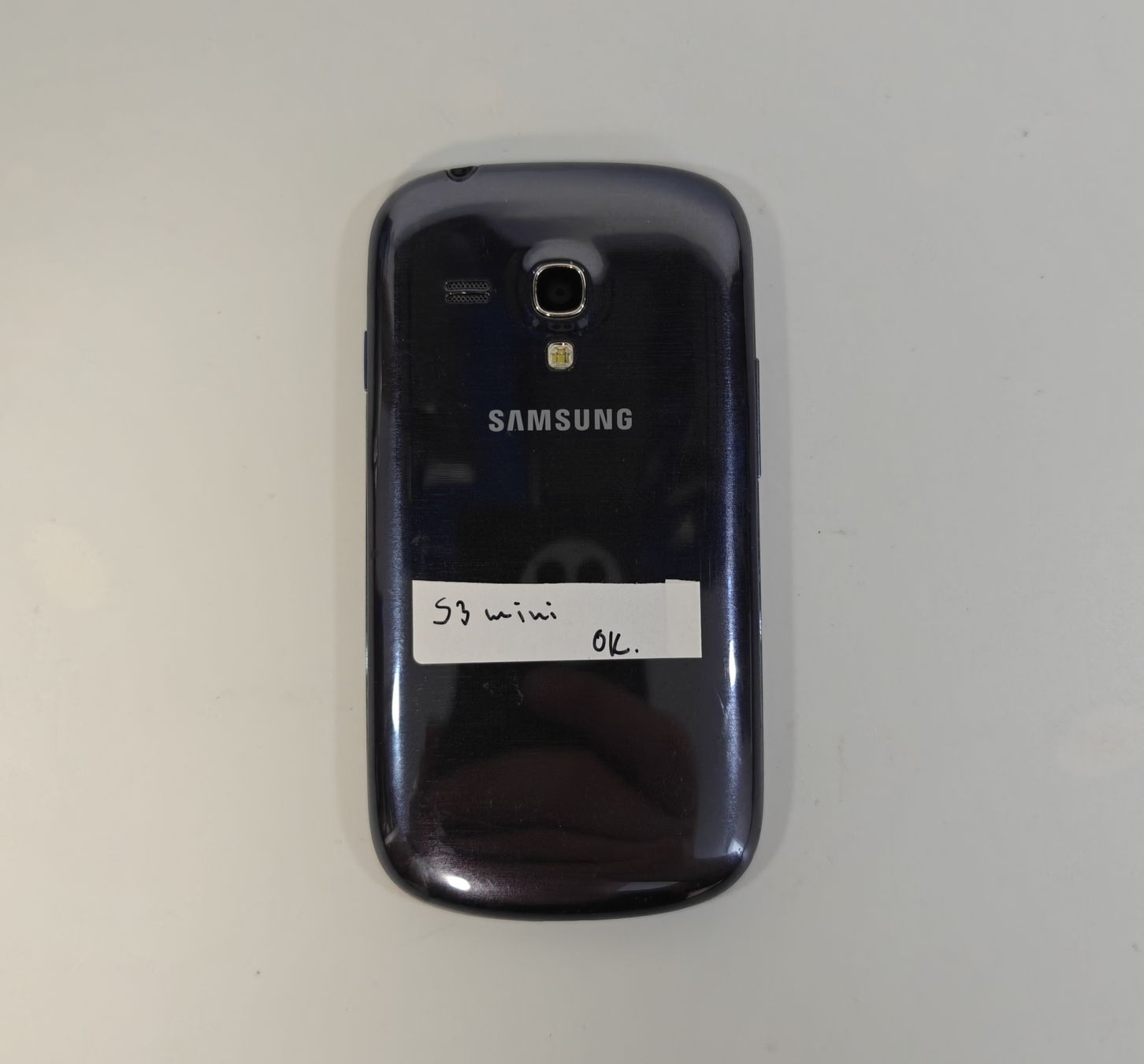 Samsung Telefoni cellulari / Smartphones: Samsung Galaxy S3 Mini – Usato da Ehrendingen venduto da Rocky985 2