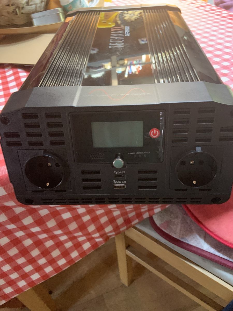 Onduleurs: Sinus Wechselrichter 12V 6000 Watt – D'occasion à Meggen par bru_69sx 1