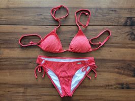 neues Buffalo Triangel-Bikini rot, Push-Up 36