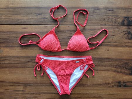 neues Buffalo Triangel-Bikini rot, Push-Up 36